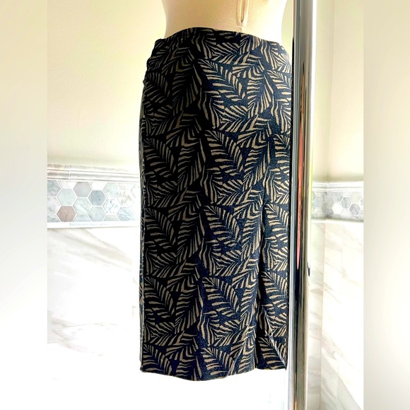LOFT Stretch Tube/Pencil Leaf Print Knit Skirt Sz M - Picture 5 of 8